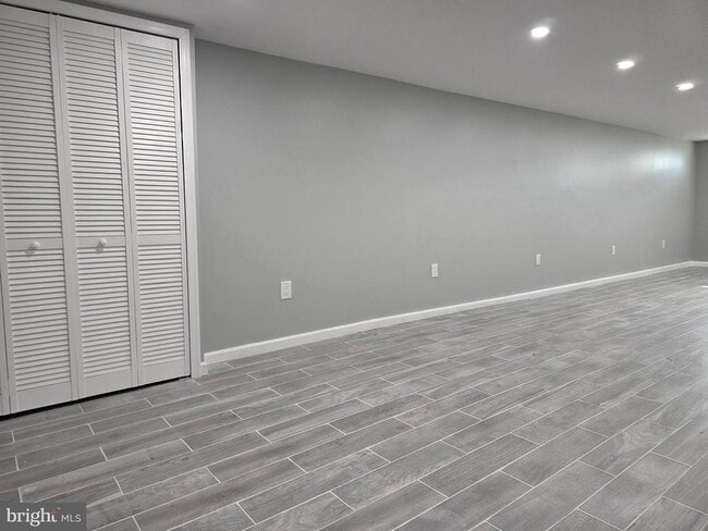 Building Photo - 28 Briar Ln