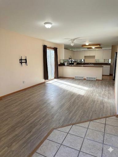 Kitchen - 712 Sir Galahad Dr