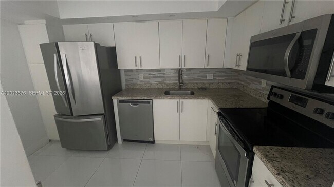 Building Photo - 4000 Towerside Terrace