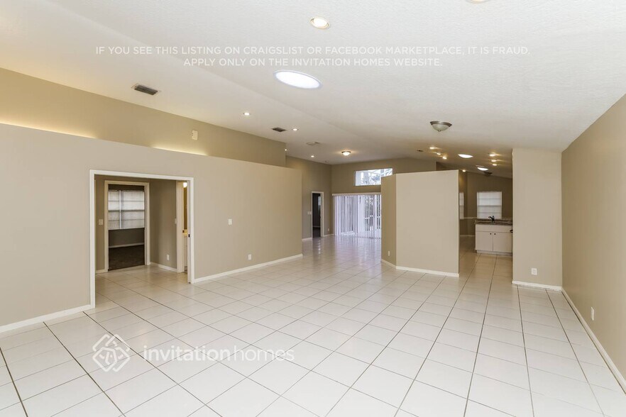 Building Photo - 7664 Stirling Bridge Blvd N