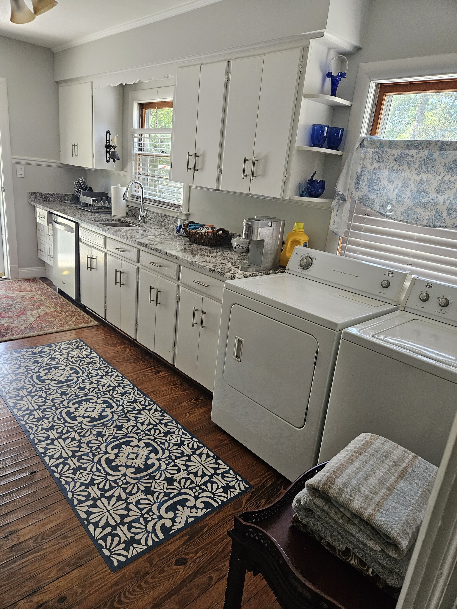 New granite - 526 N 23rd St