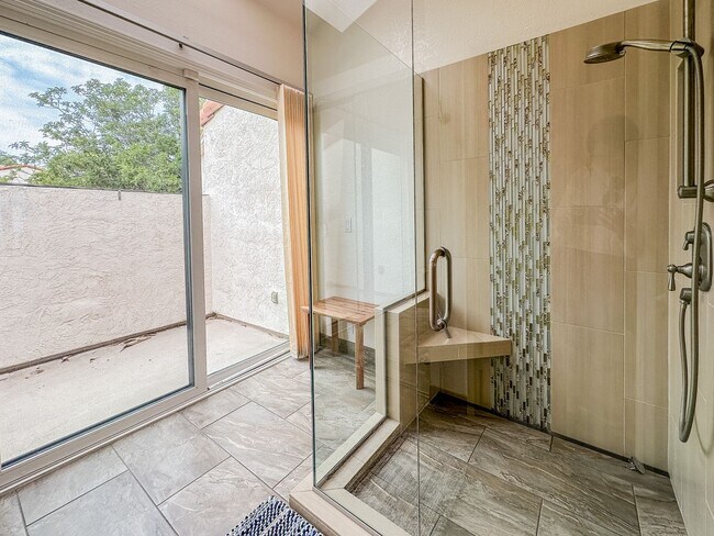 Building Photo - Tierrasanta Furnished Short-Term Rental