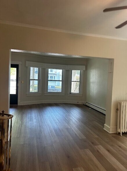 Building Photo - 805-807-807 N Irving Ave