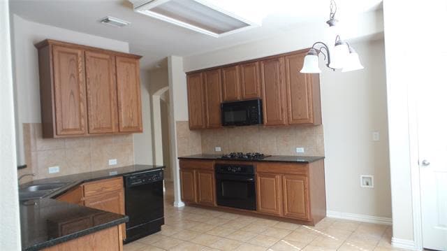 Building Photo - 7105 Sugarplum Dr