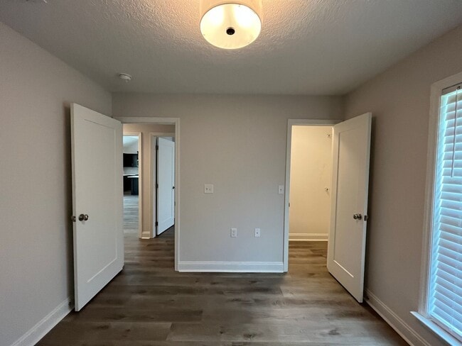 Building Photo - 3276 Kelsee Cir