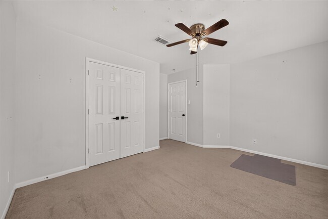 Building Photo - 25346 Barmby Dr
