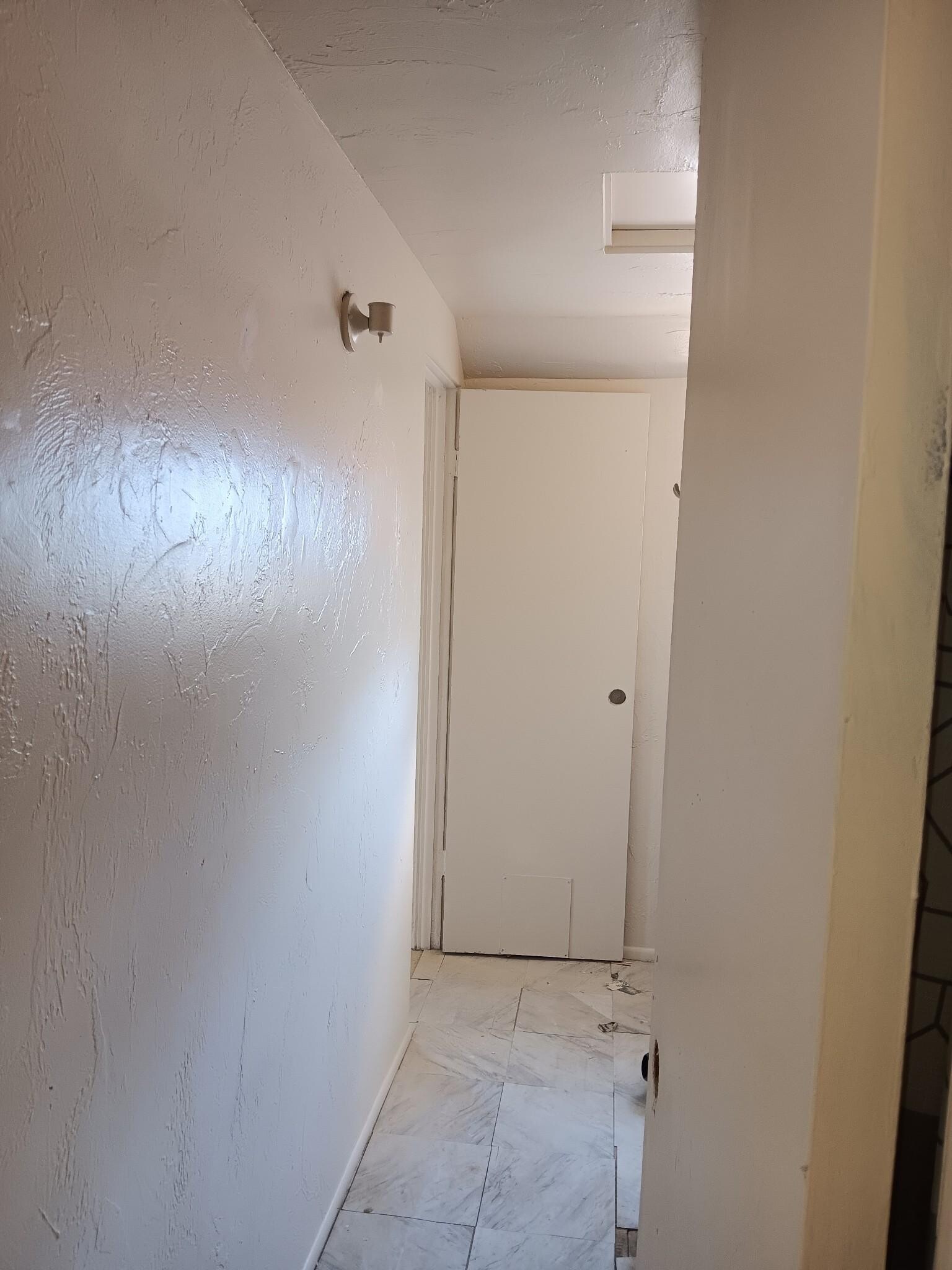 Building Photo - 538 State St