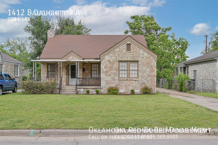 Building Photo - 1412 daugherty Ave