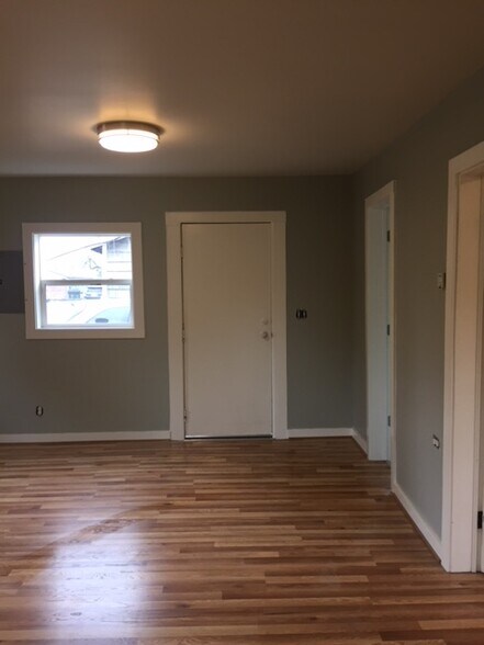 Living Room (front door) - 4808 NE 99th Ave