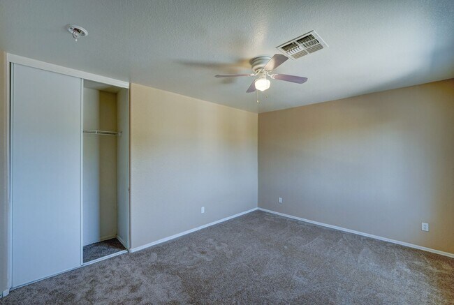 Building Photo - AVAILABLE NOW!!! Oversized Bedrooms in Johnson Ranch
