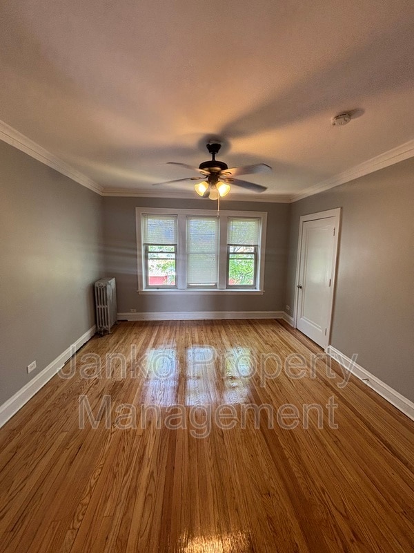 Building Photo - 2907 W 56th St