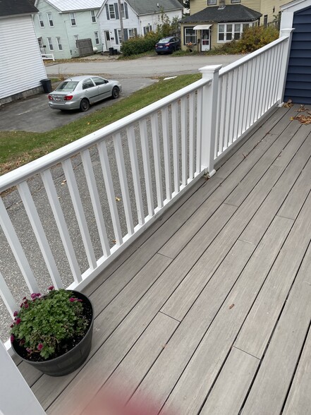 Building Photo - 8 Burrill St