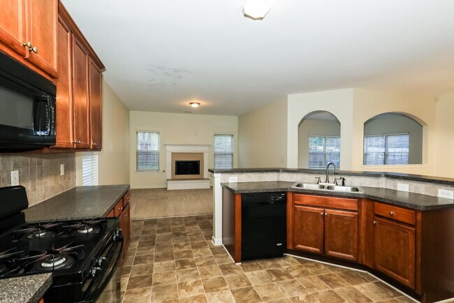 Building Photo - 149 Hamilton Pointe Dr