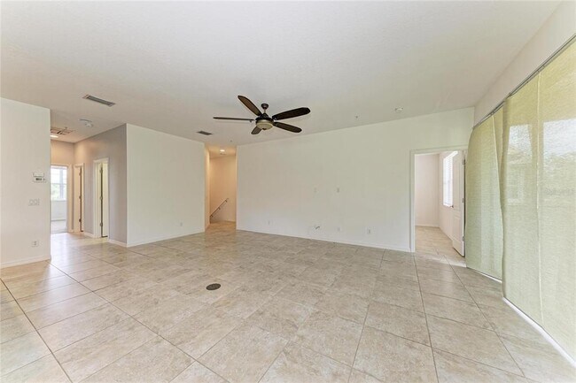 Building Photo - 8143 Miramar Way