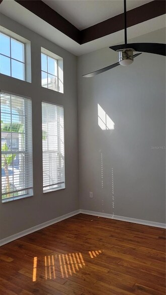 Building Photo - 421 Holly Fern Trl