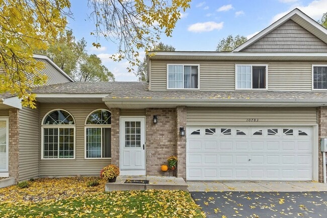 Building Photo - 10783 Tamarack Cir