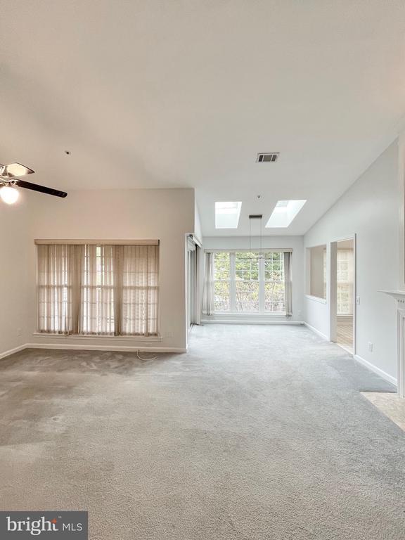 Building Photo - 2800 Emma Lee St