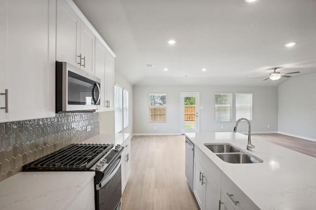 Building Photo - 2204 Dunbar Dr