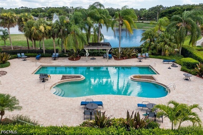 Building Photo - 26589 Rosewood Pointe Dr
