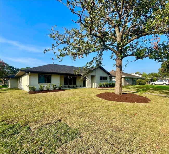 Primary Photo - 4303 Osby Dr