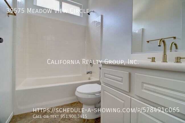 Building Photo - 39575 Meadow View Cir