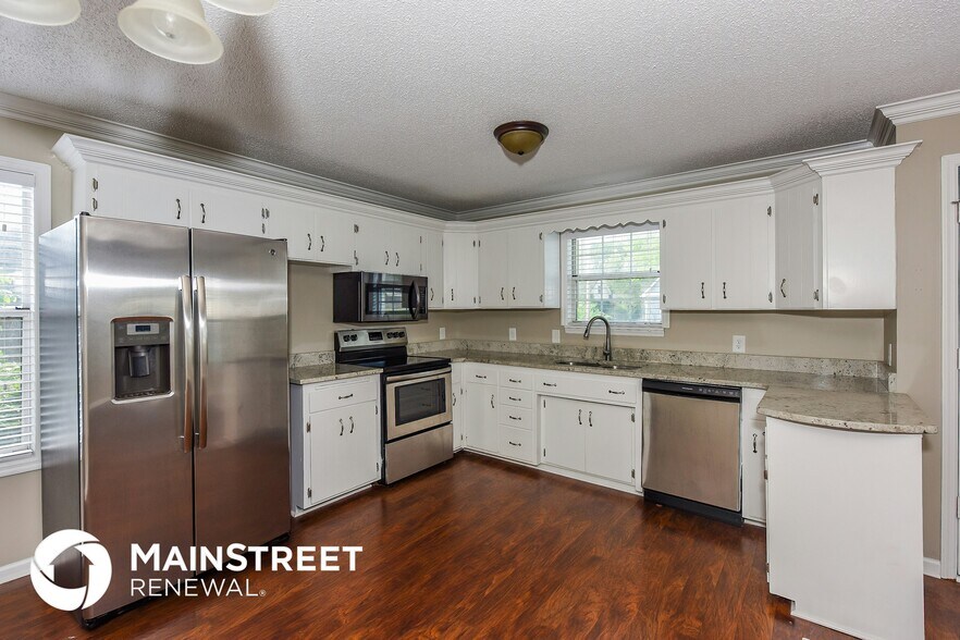 Building Photo - 115 Elmore Ave