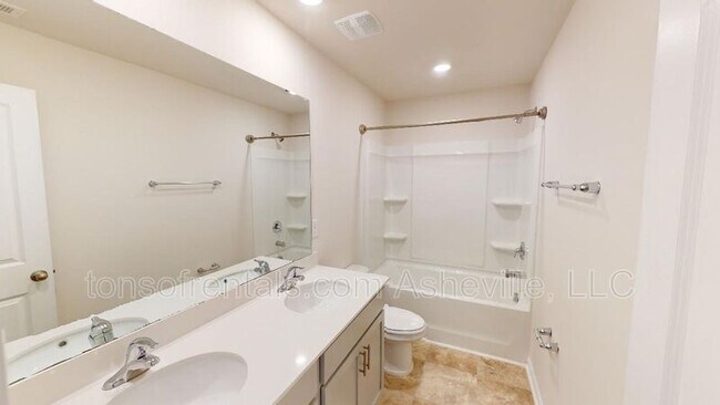 Building Photo - 354 Tavernier Ln
