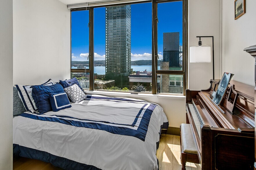 BR with large windows and TWO closets - 2201 3rd Ave
