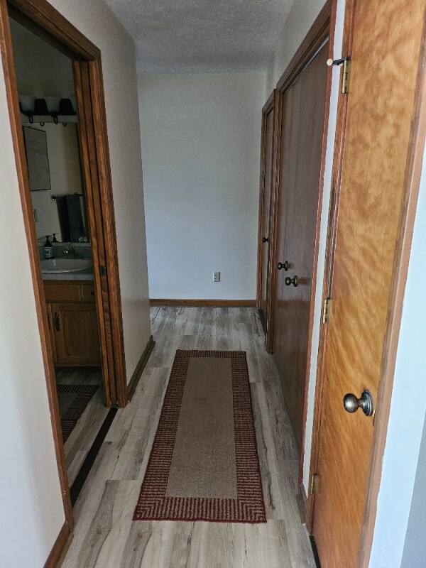 Building Photo - 615 Ravens Lake Dr