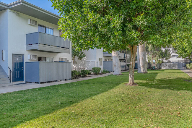 Building Photo - The BLVD Apartments