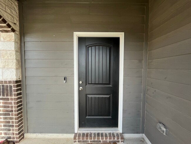 Building Photo - 4684 Via Sonoma Trail