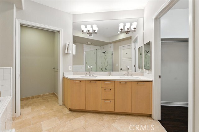 Building Photo - 403 Caruso Ave