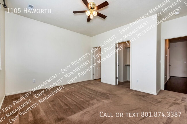 Building Photo - 1105 Haworth-