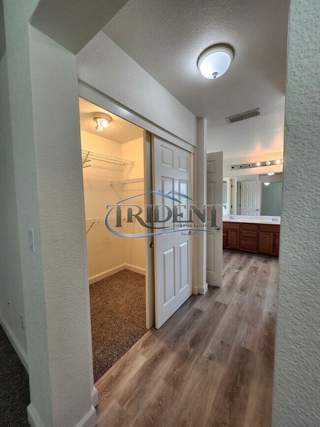 Building Photo - 1218 Galston Dr