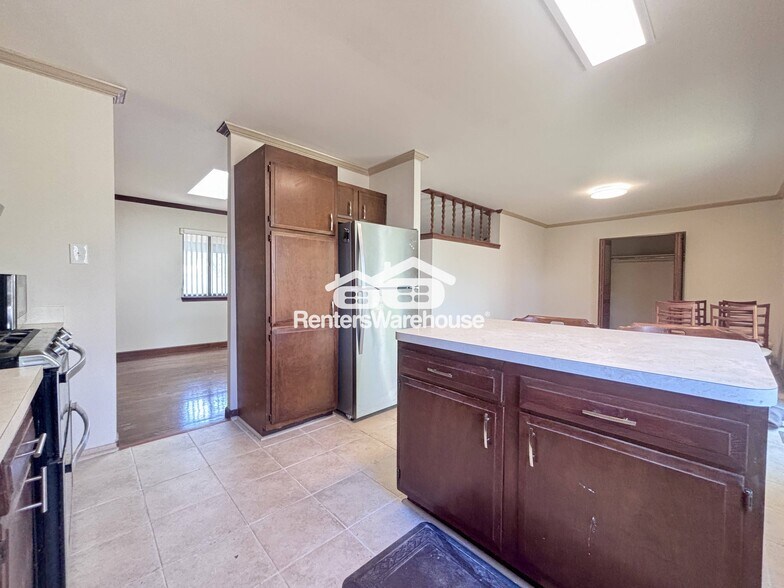 Building Photo - 9461 Farewell Rd