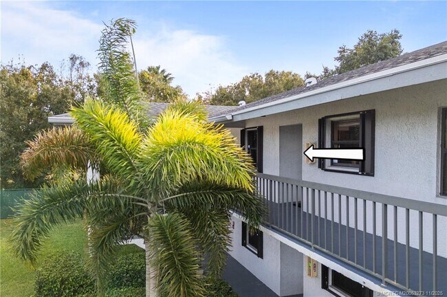 Building Photo - 1210 SE Parkview Pl