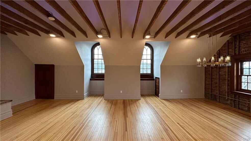 Building Photo - 214 Spring Garden St