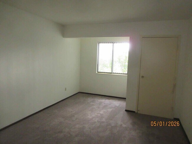 Building Photo - N111W15780-W15780 Vienna Ct