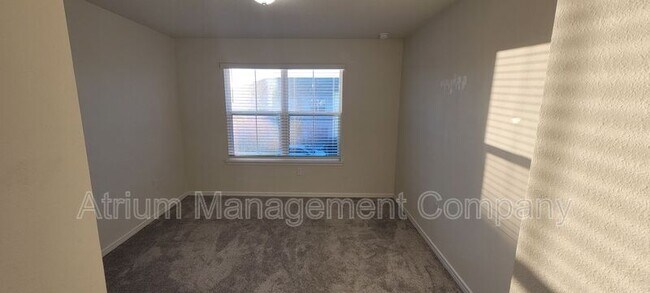 Building Photo - 2759 Fetching Trl