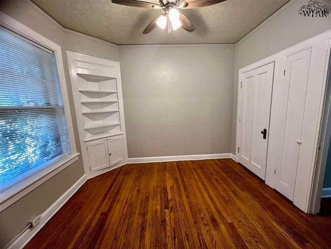 Building Photo - 1109 Harrison St