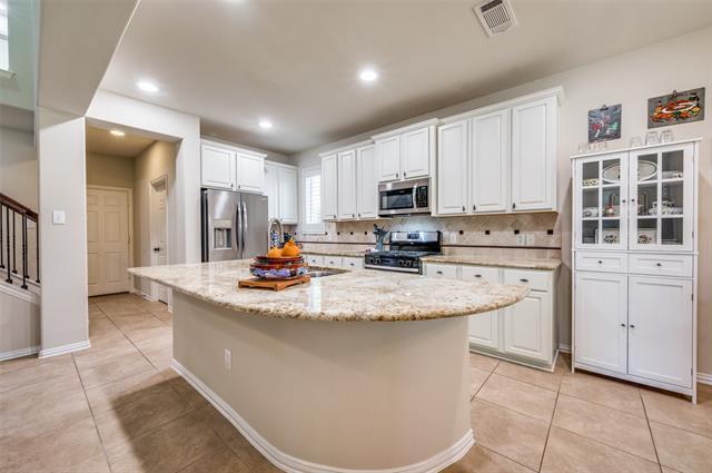 Building Photo - 5312 Grovewood Dr
