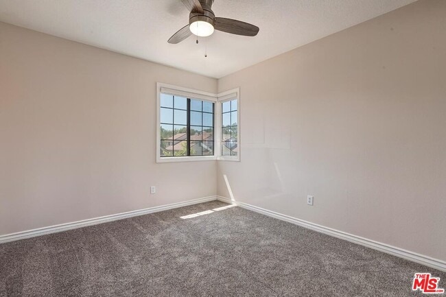 Building Photo - 4210 Lost Springs Dr