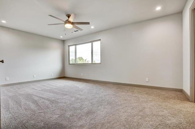 Building Photo - 3283 Fronda Dr