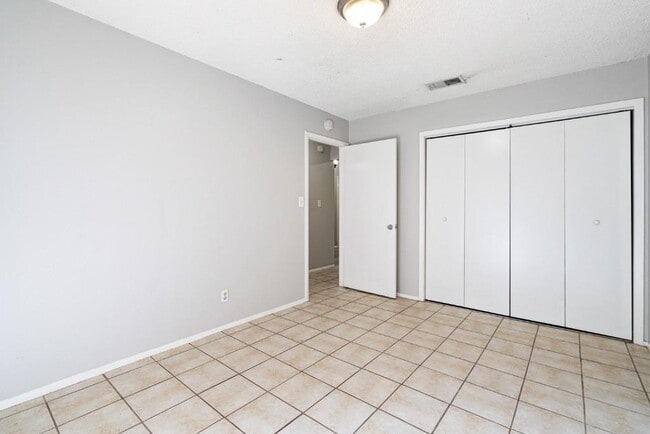 Building Photo - 10440 Doc Holliday Trail