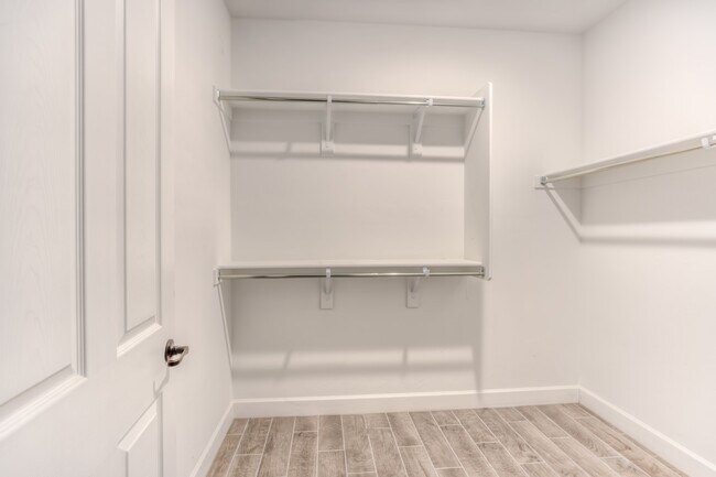 Building Photo - 5545 S Adero Cyn Trl