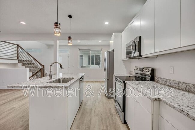 Building Photo - 3586 S Xenon Dr