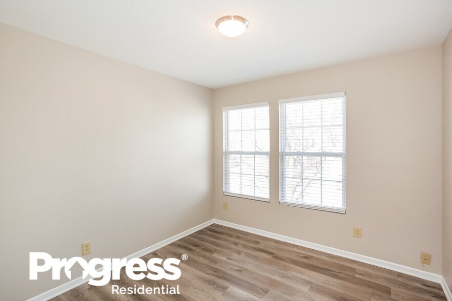 Building Photo - 1187 N Aberdeen Dr