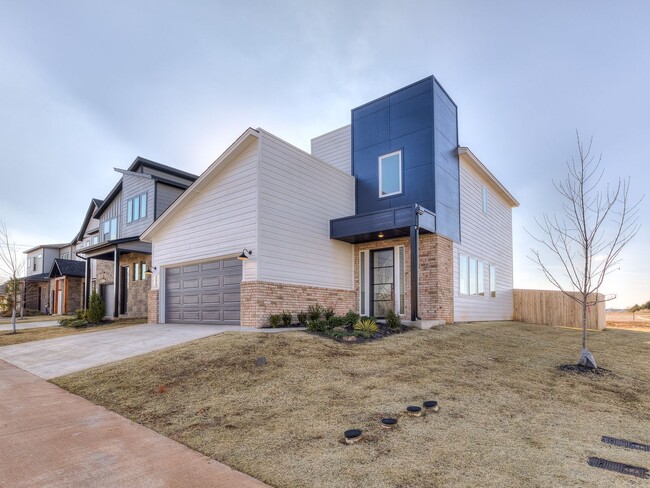 Building Photo - Beautiful New Construction Home in Edmond/...