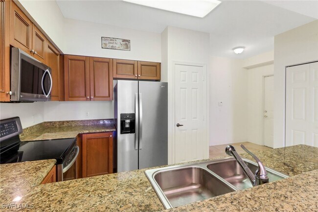 Building Photo - 20201 Estero Gardens Cir
