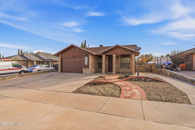 Building Photo - 12528 Martin Bauman Dr